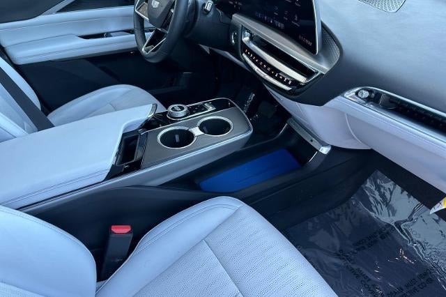 2024 Cadillac LYRIQ Sport 1
