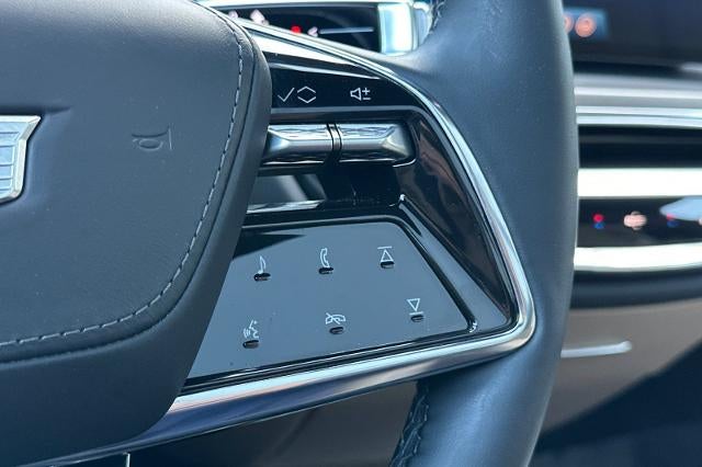 2024 Cadillac LYRIQ Sport 3