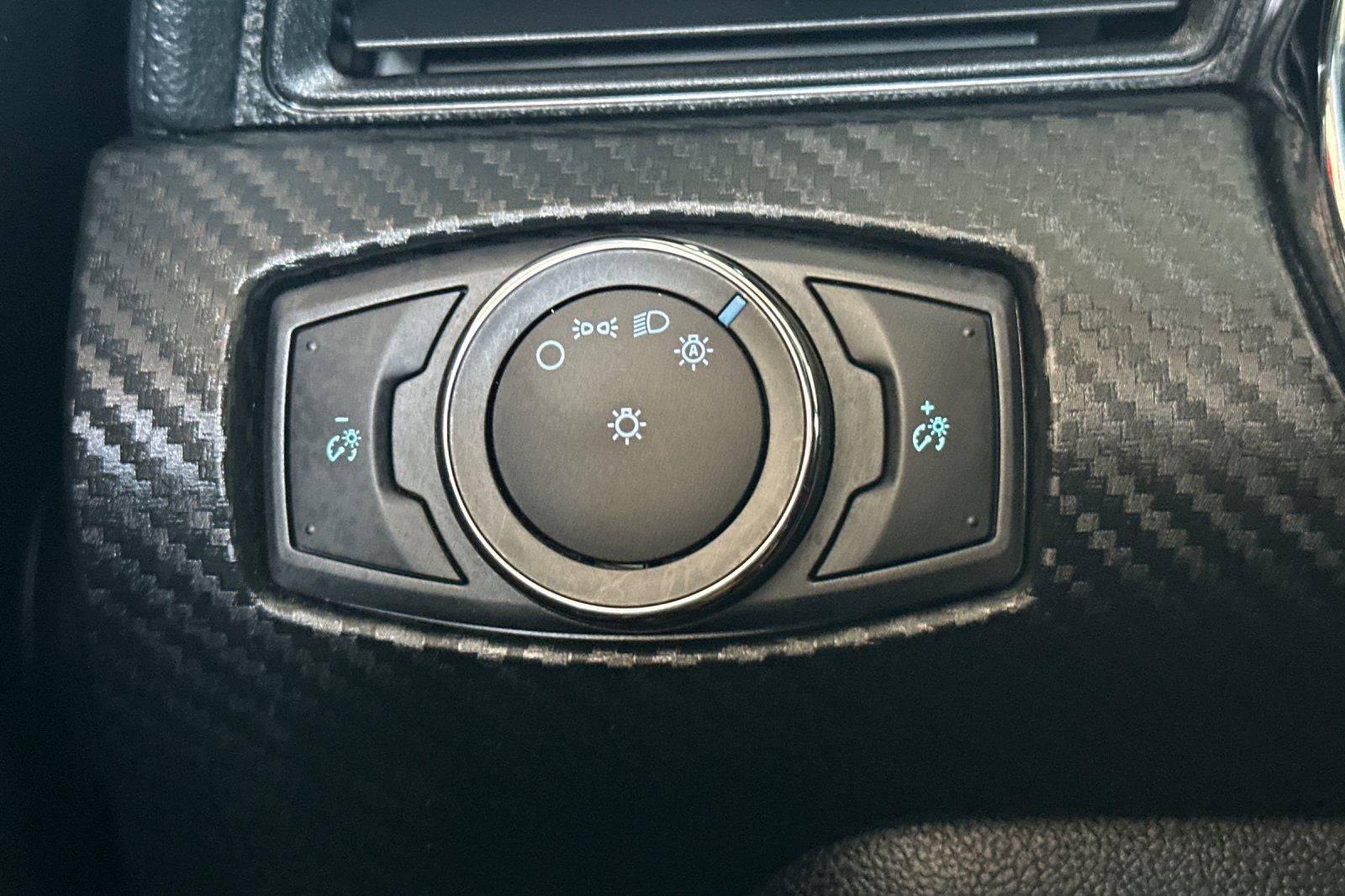 2017 Ford Mustang V6