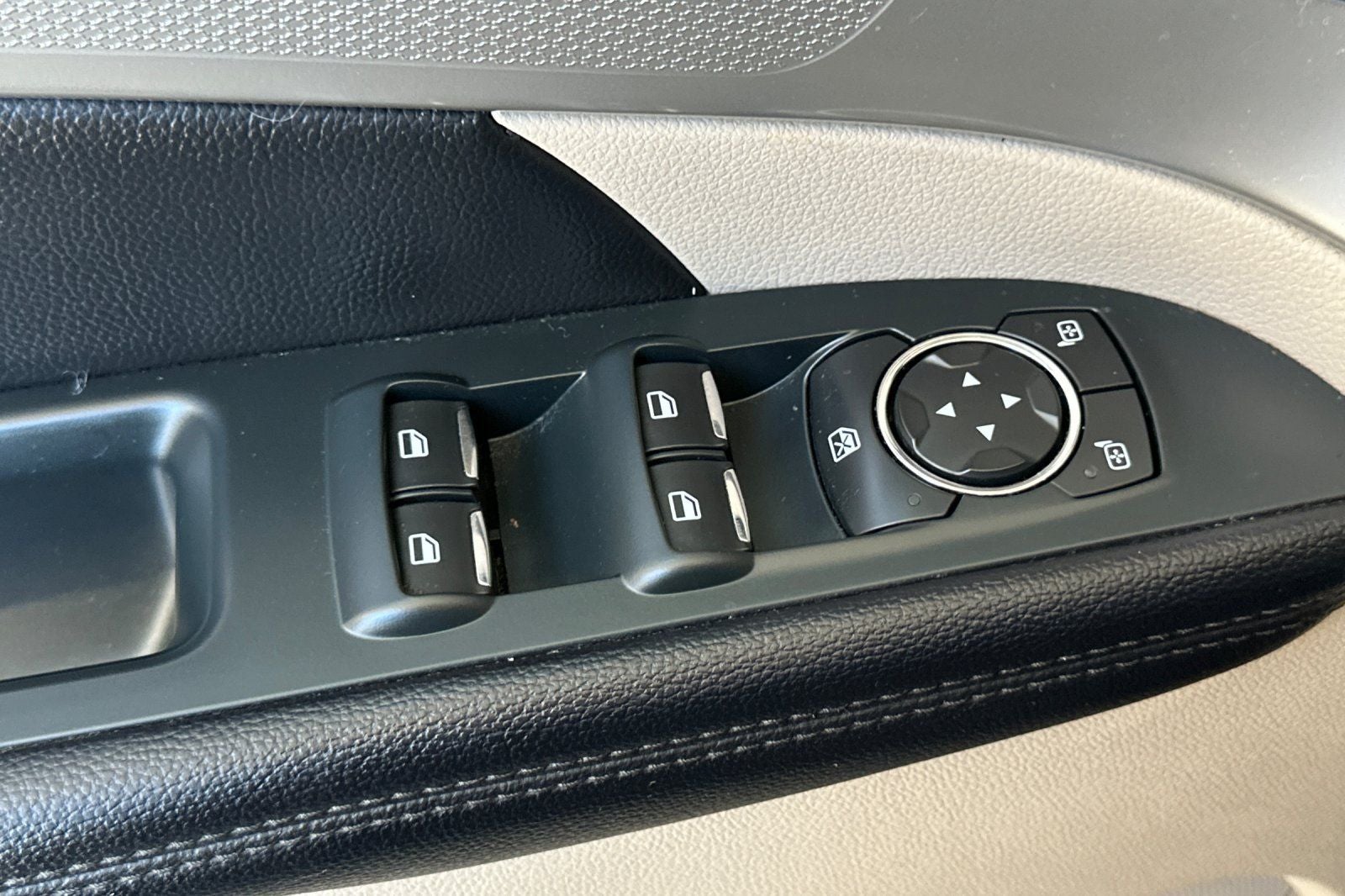 2018 Ford Explorer Base