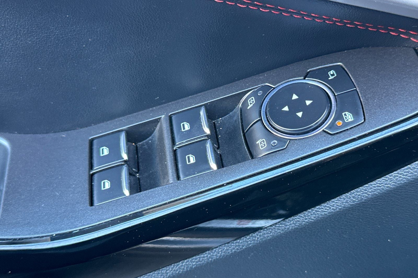 2024 Ford Explorer ST-Line