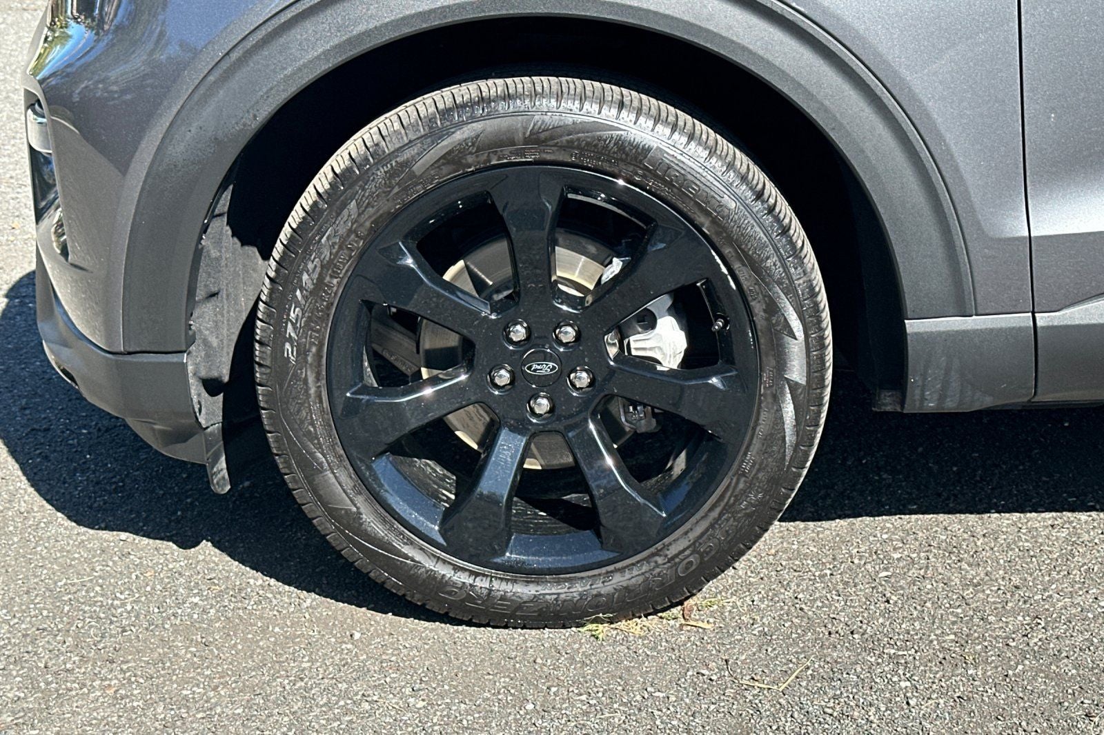 2024 Ford Explorer ST-Line