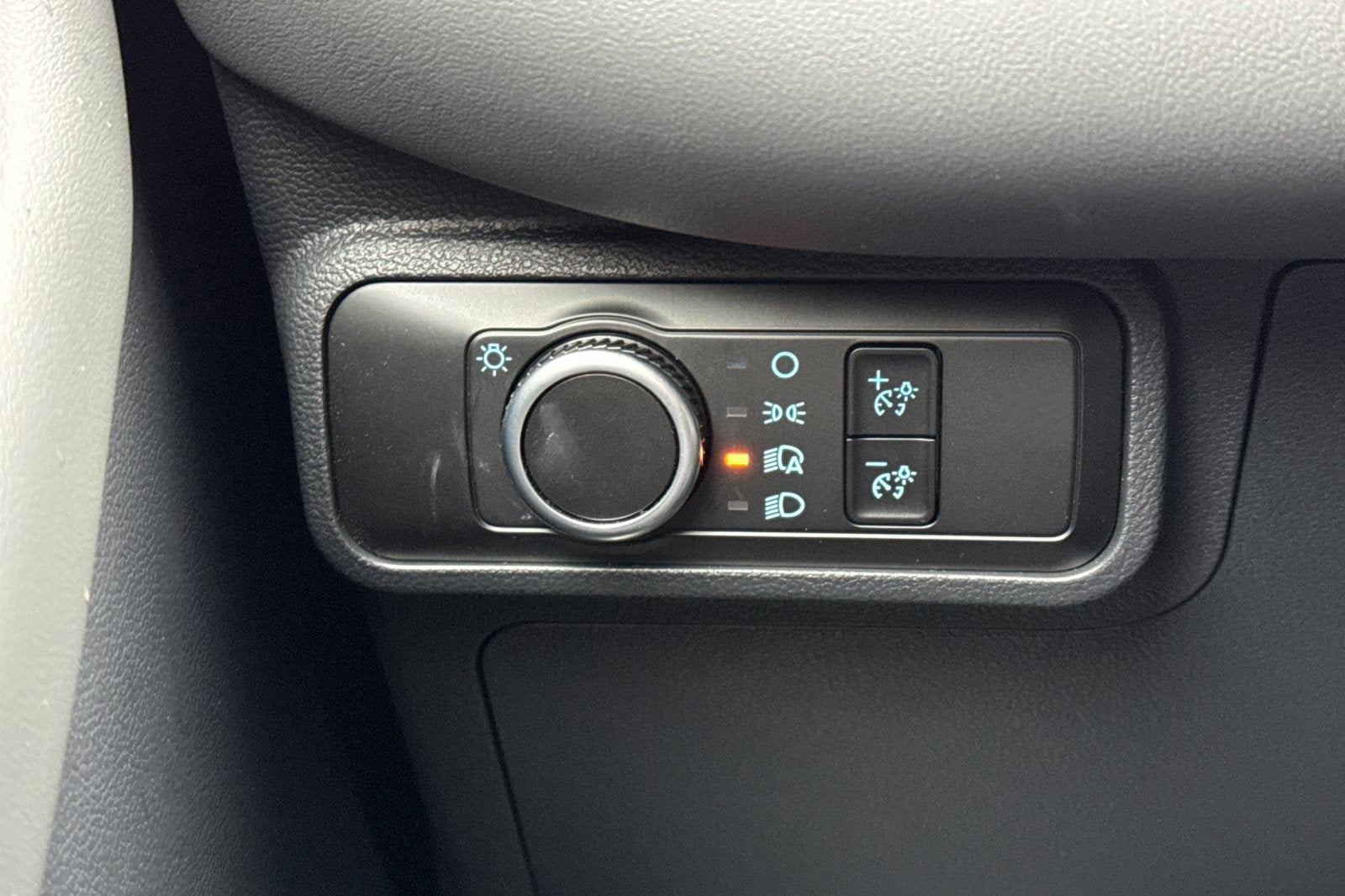 2026 Ford Explorer Active 100A