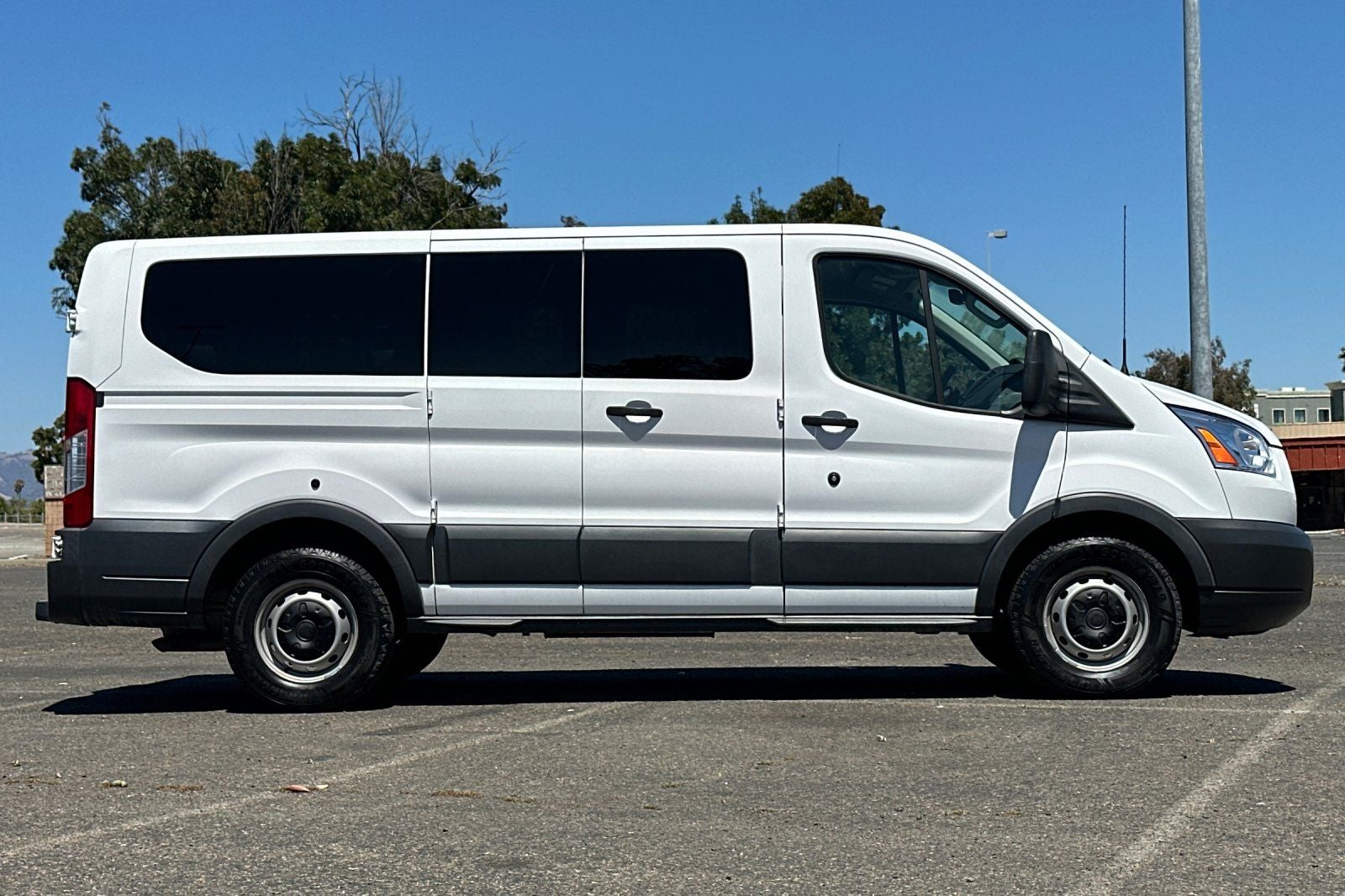 2016 Ford Transit-150 XL