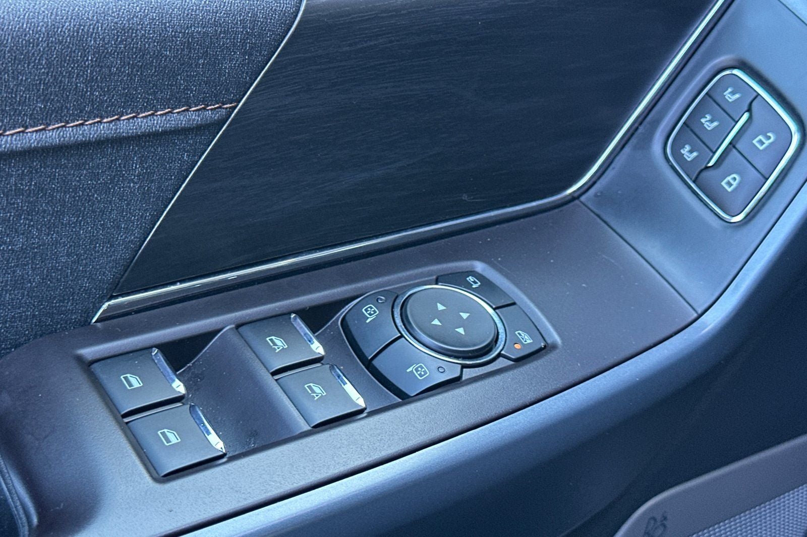 2024 Ford F-150 Lightning Lariat