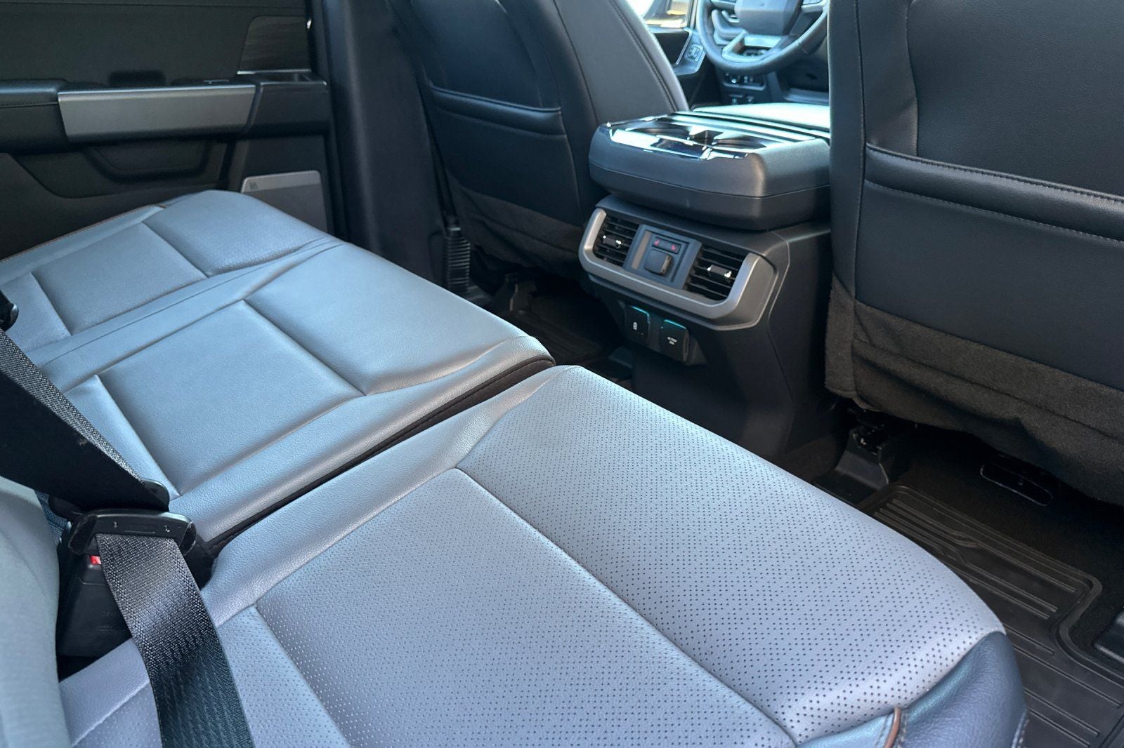 2024 Ford F-150 Lightning Lariat