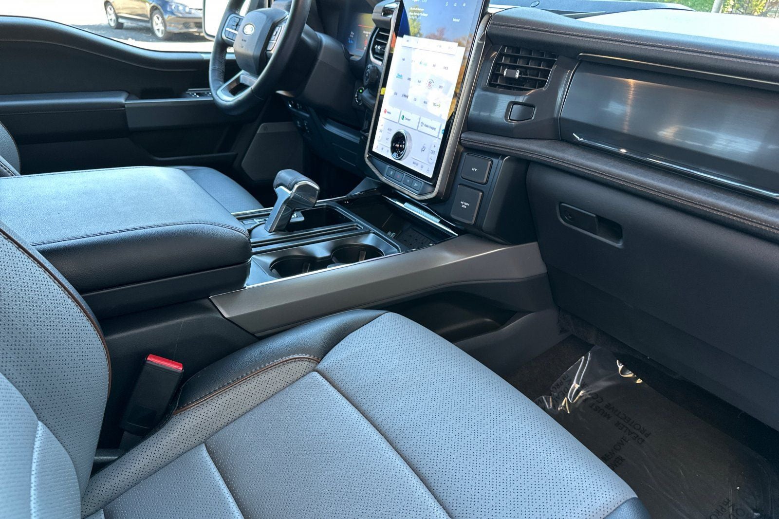 2024 Ford F-150 Lightning Lariat