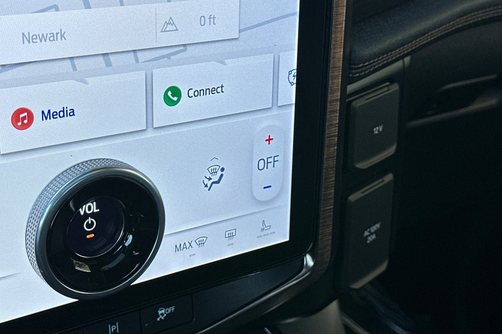 2024 Ford F-150 Lightning Lariat