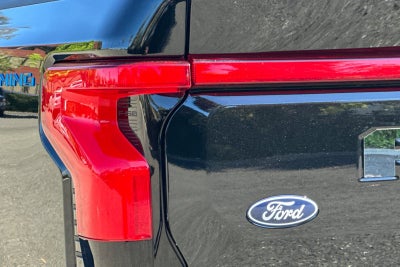 2024 Ford F-150 Lightning Lariat