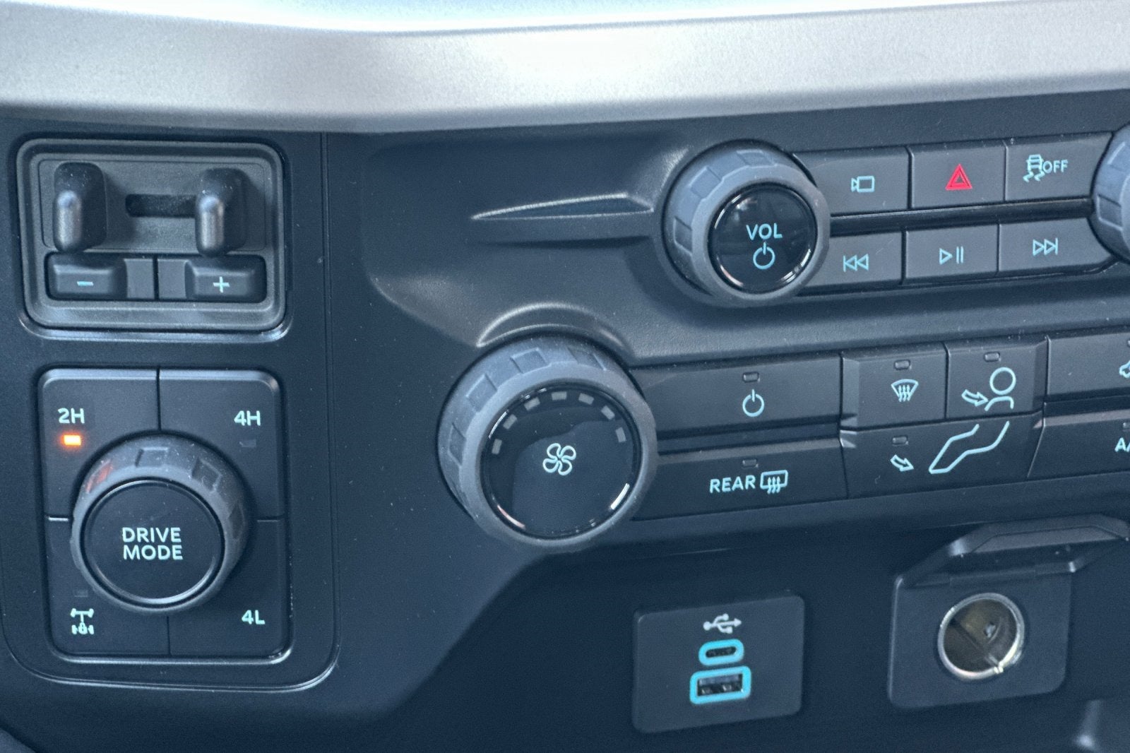 2025 Ford F-250SD XL