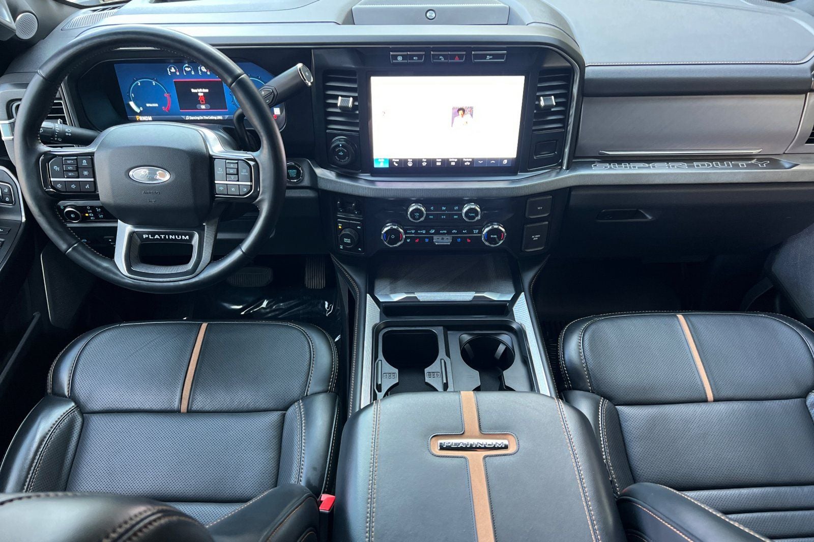 2024 Ford F-350SD Platinum
