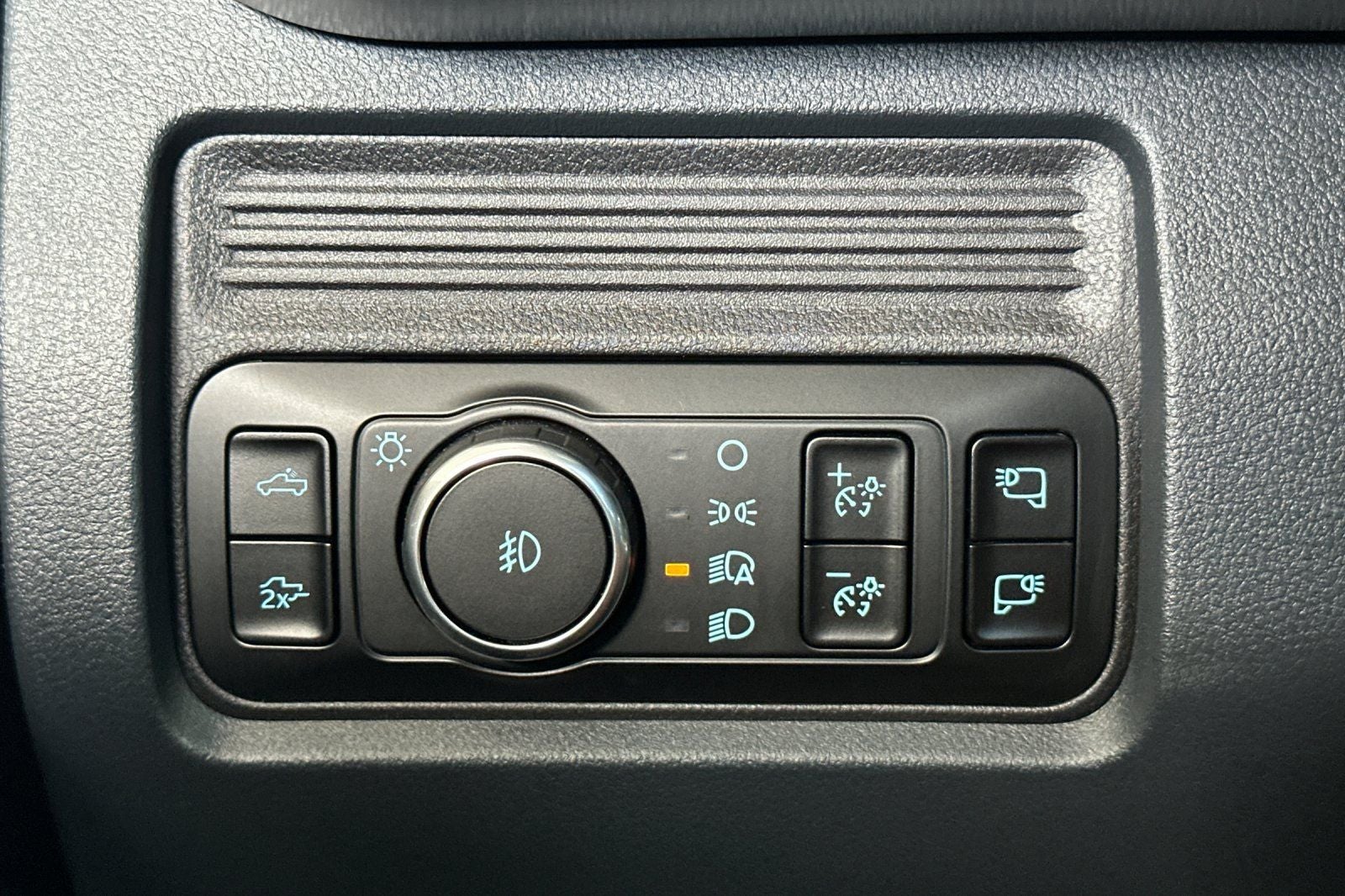2025 Ford F-350SD Lariat DRW