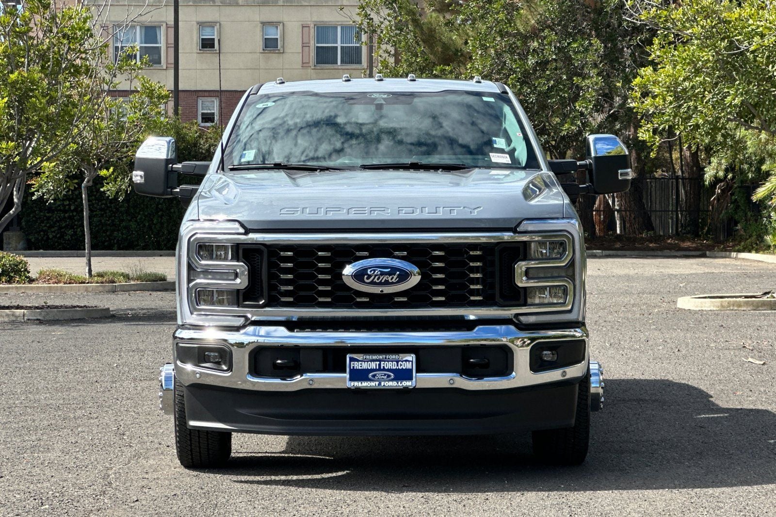2025 Ford F-350SD Lariat DRW