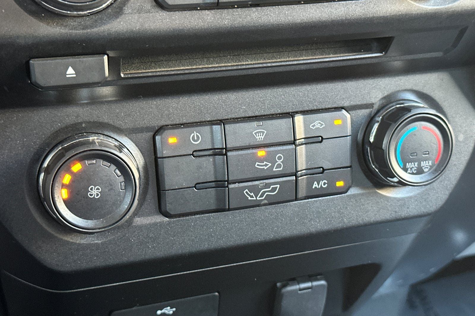 2018 Ford F-150 XLT 145 WB