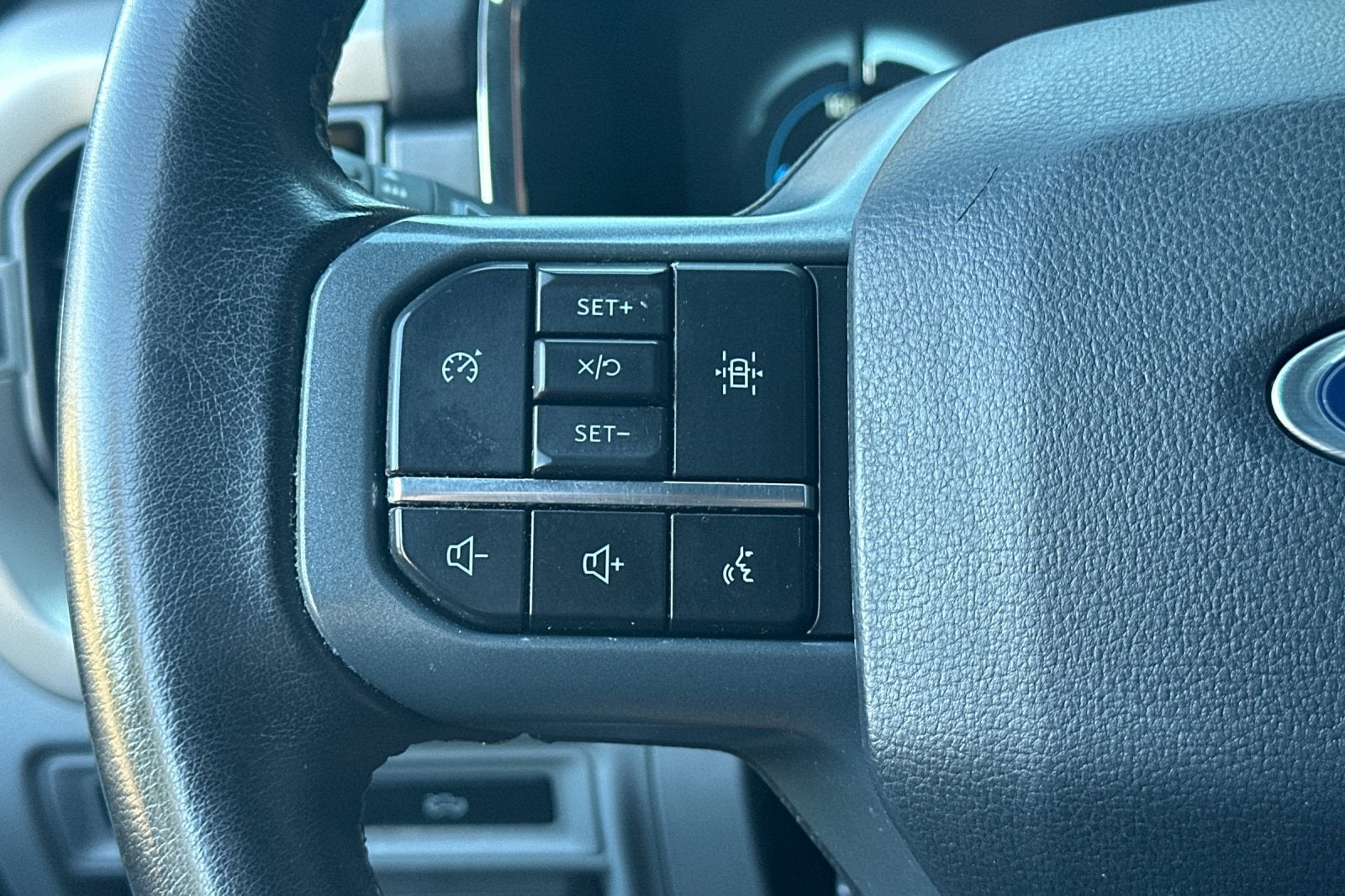 2023 Ford F-150 Lightning Pro