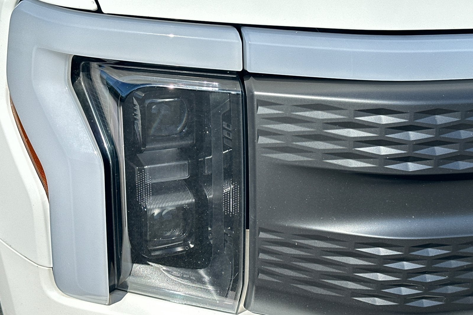 2023 Ford F-150 Lightning Pro