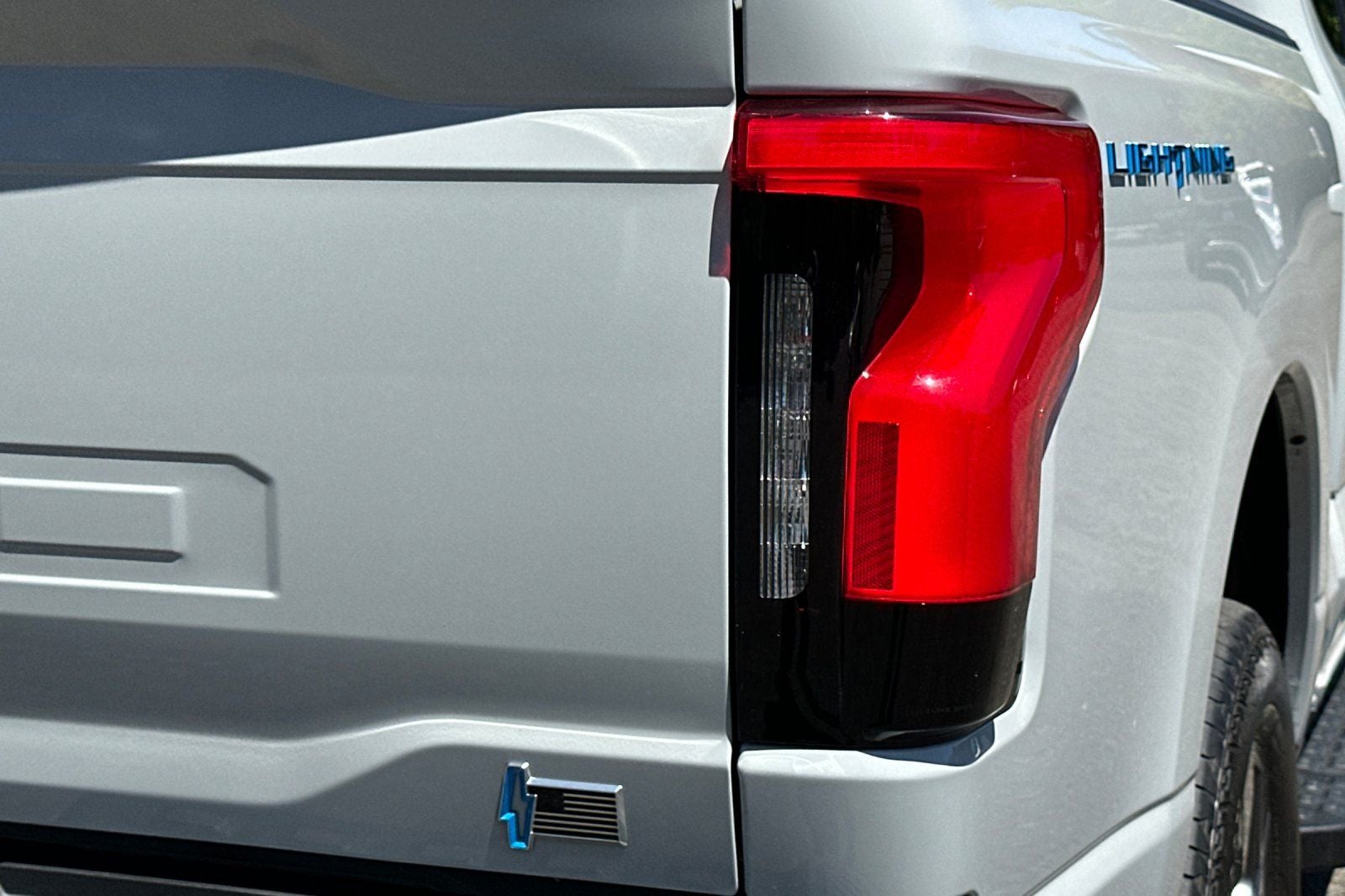 2024 Ford F-150 Lightning Flash