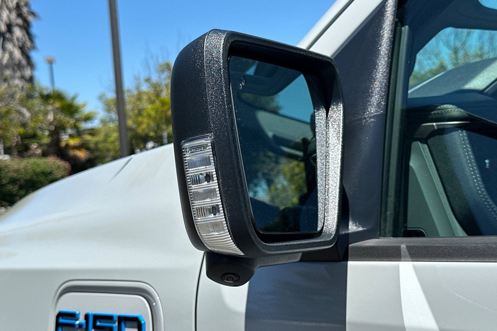 2024 Ford F-150 Lightning Flash