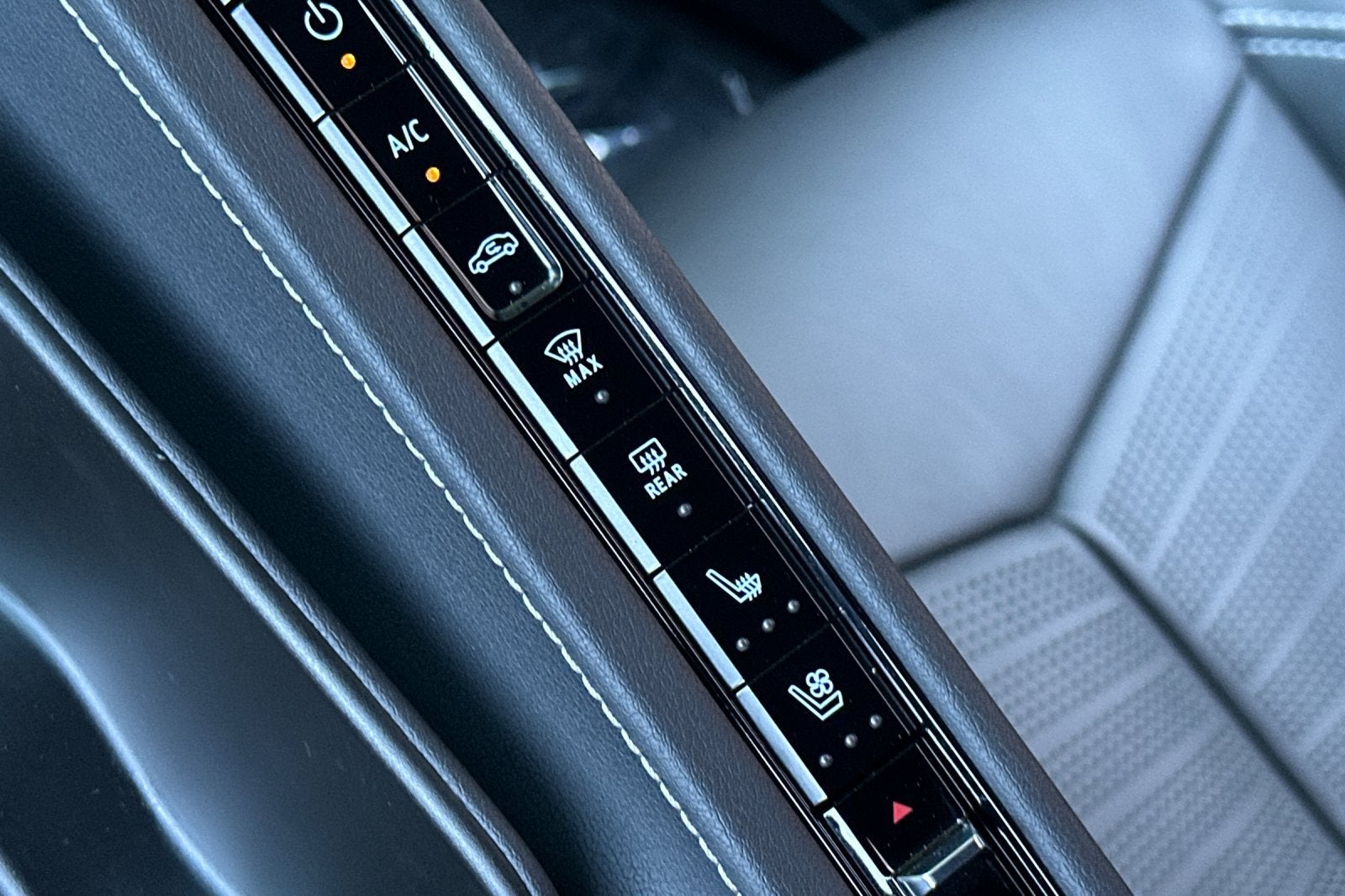2024 Chevrolet Corvette 2LT