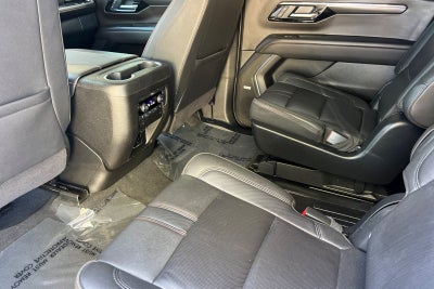2025 Chevrolet Suburban RST