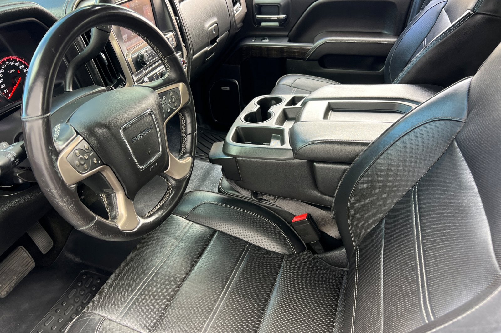 2015 GMC Sierra 2500HD Denali