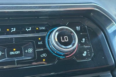 2024 GMC Sierra 3500HD Denali Ultimate