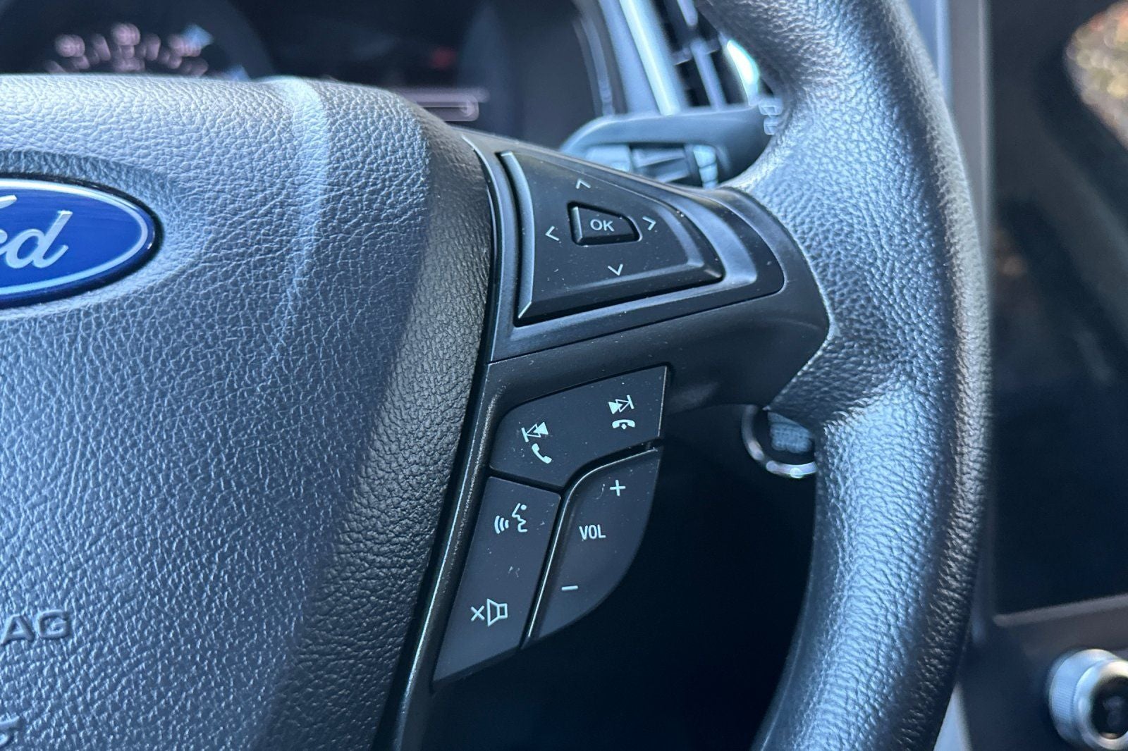 2024 Ford Edge SE