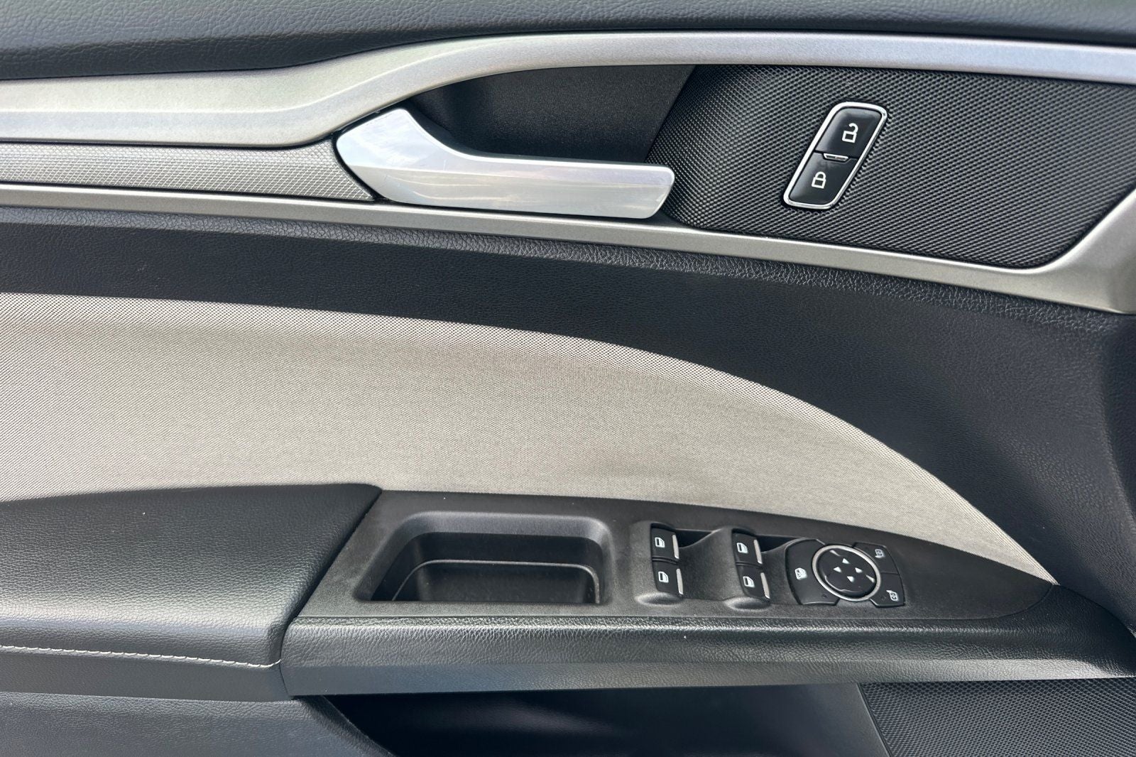 2018 Ford Fusion S