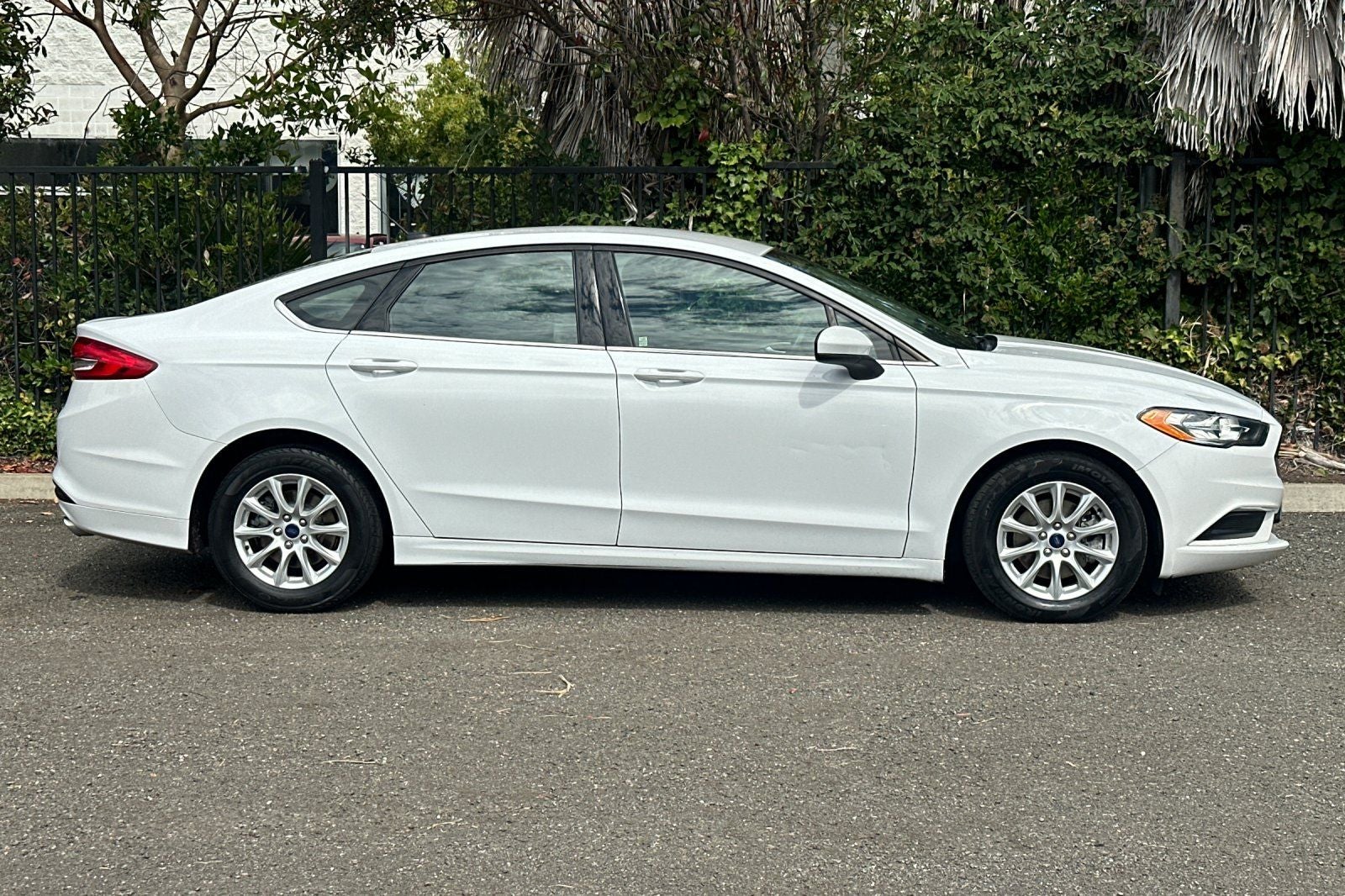 2018 Ford Fusion S