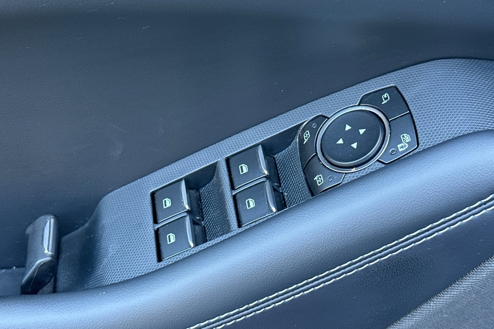 2023 Ford Mustang Mach-E Select
