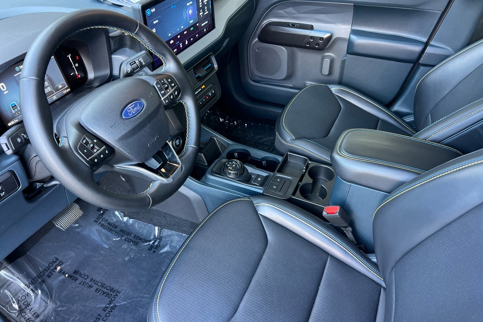 2025 Ford Maverick Lobo Standard