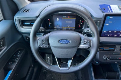 2025 Ford Maverick Lobo Standard