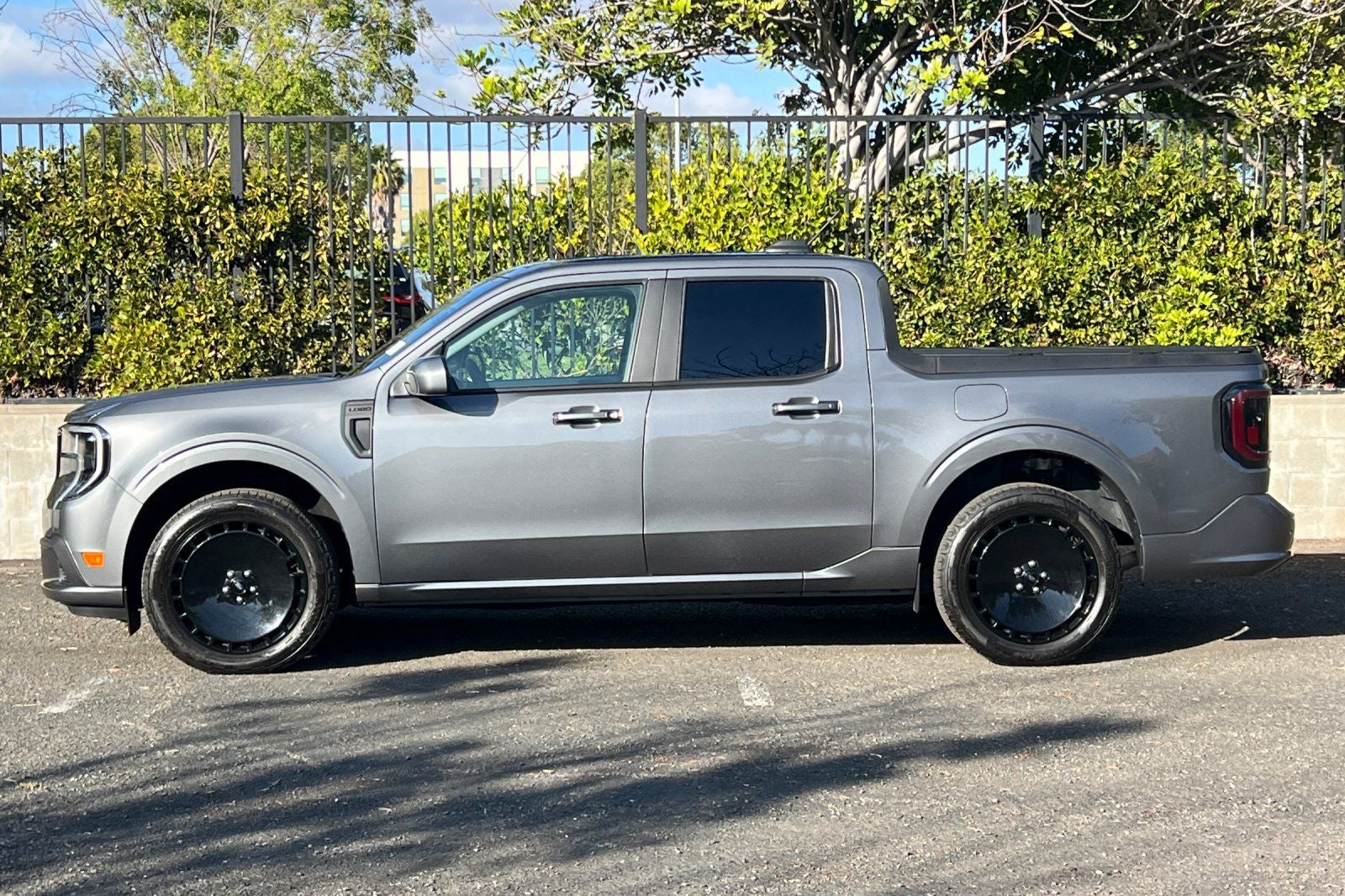 2025 Ford Maverick Lobo Standard