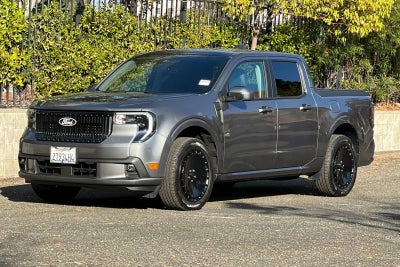 2025 Ford Maverick Lobo Standard