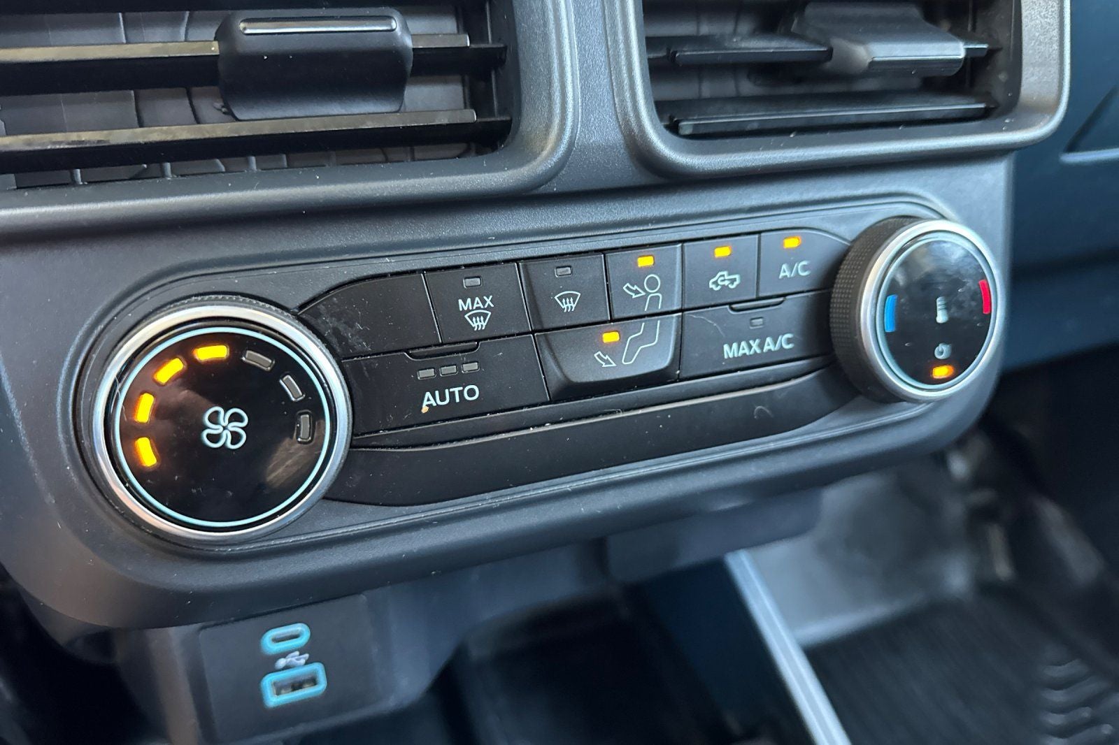 2024 Ford Maverick XL