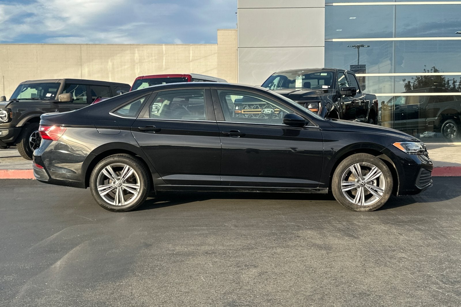 2023 Volkswagen Jetta 1.5T SE