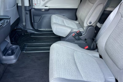 2021 Toyota Sienna LE 8 Passenger