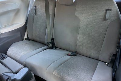 2021 Toyota Sienna LE 8 Passenger