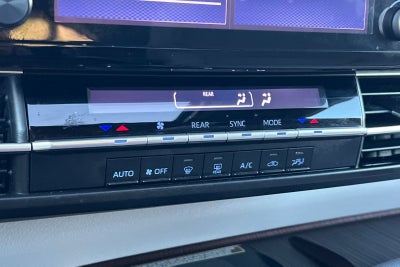 2021 Toyota Sienna LE 8 Passenger