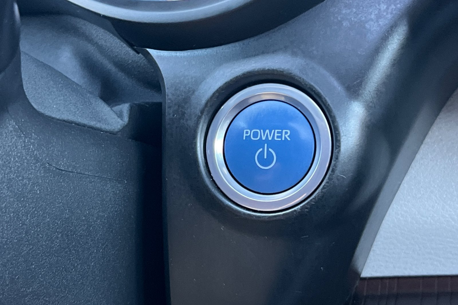 2021 Toyota Sienna LE 8 Passenger