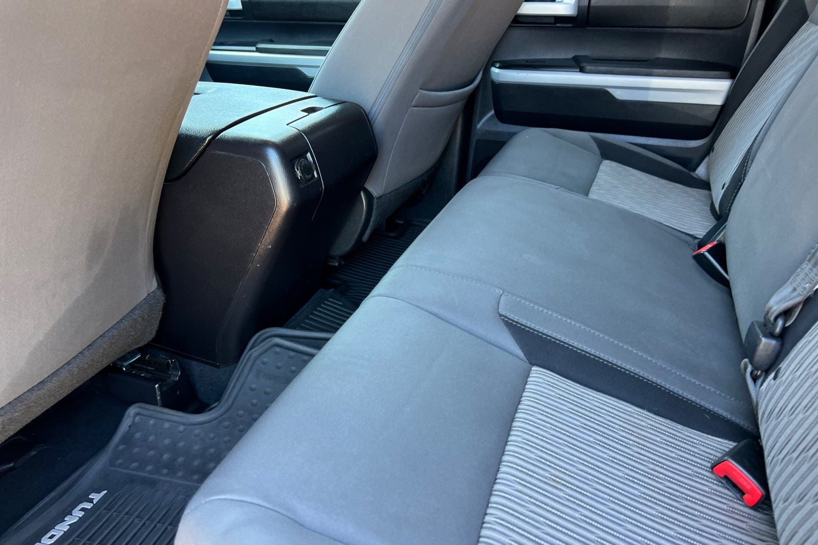 2016 Toyota Tundra SR5