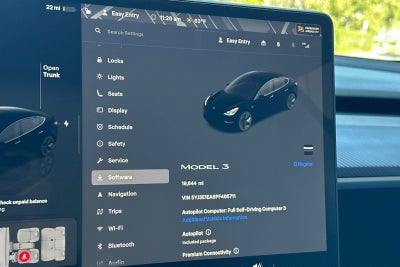 2023 Tesla Model 3 Base