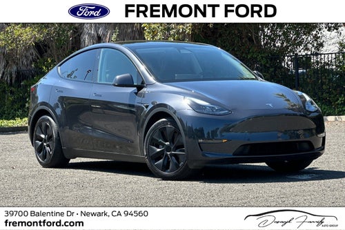 2025 Tesla Model Y Long Range