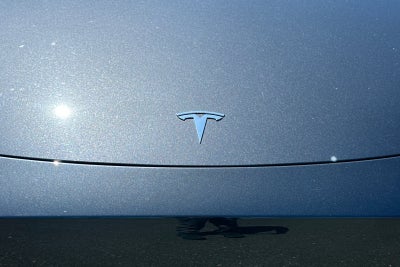 2025 Tesla Model Y Long Range