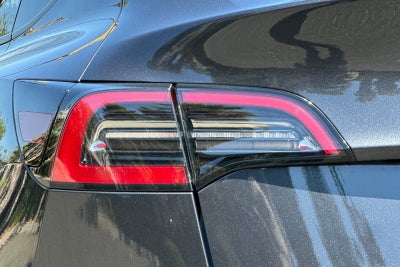 2025 Tesla Model Y Long Range