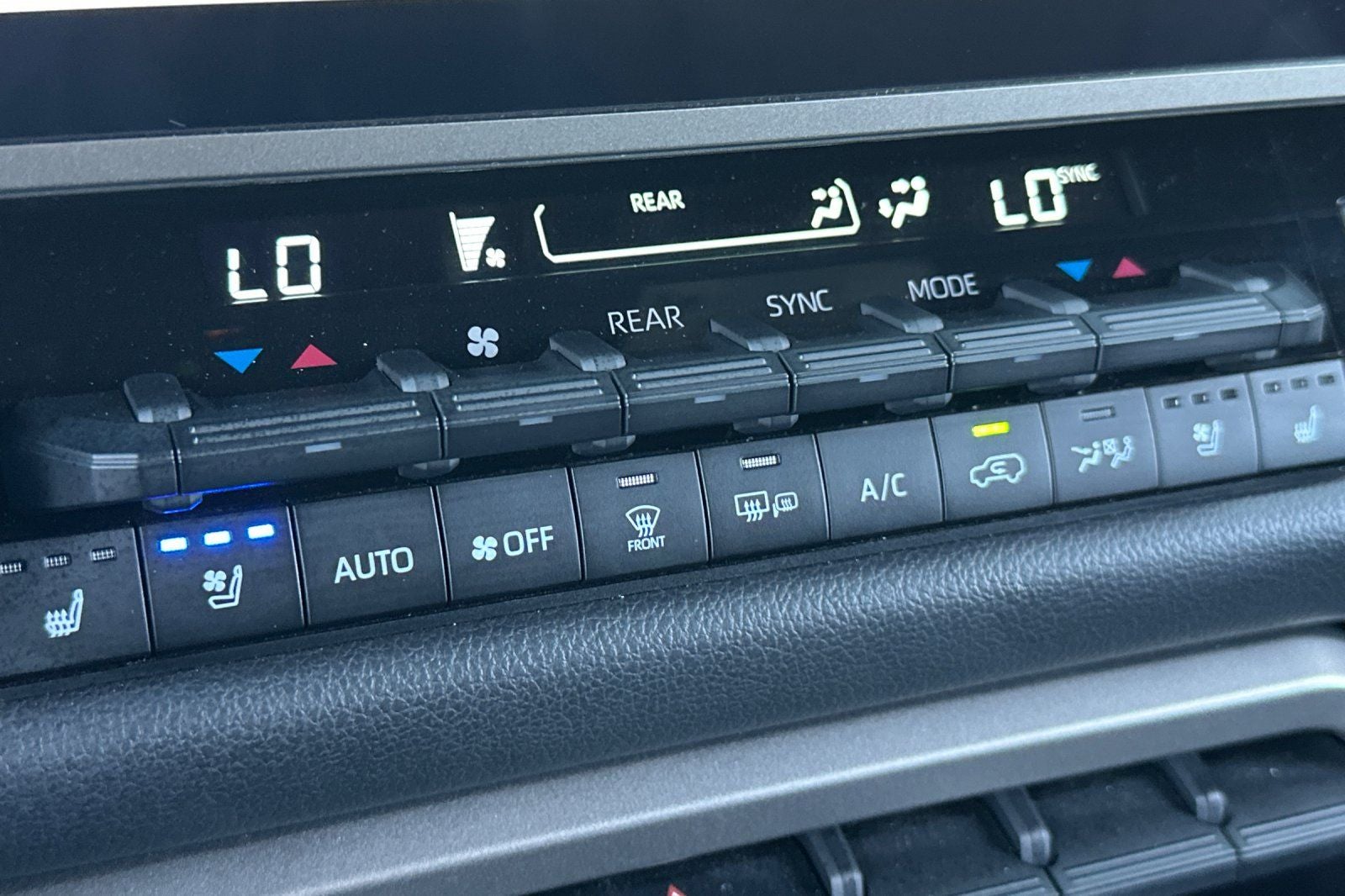 2025 Toyota Sequoia SR5