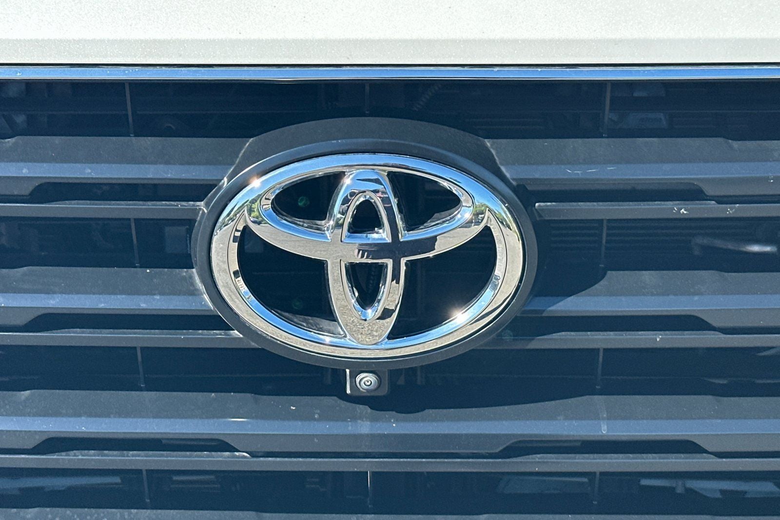 2025 Toyota Sequoia SR5