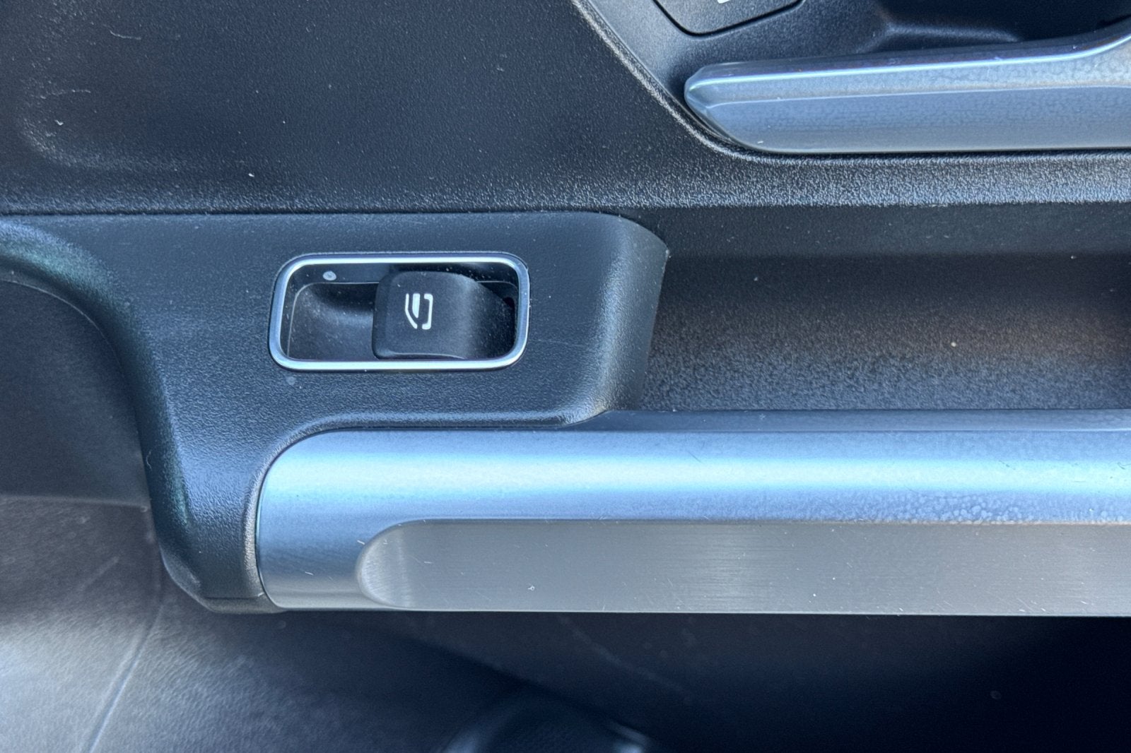 2020 Mercedes-Benz GLB Base 4MATIC®