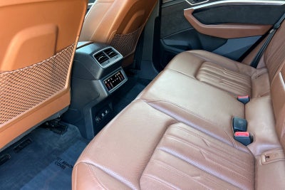 2019 Audi e-tron Prestige quattro