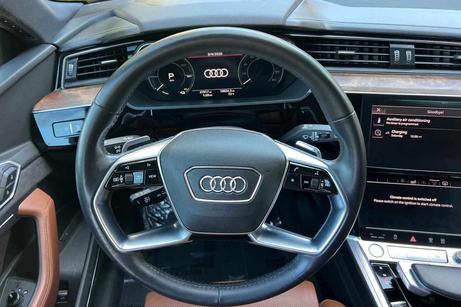2019 Audi e-tron Prestige quattro